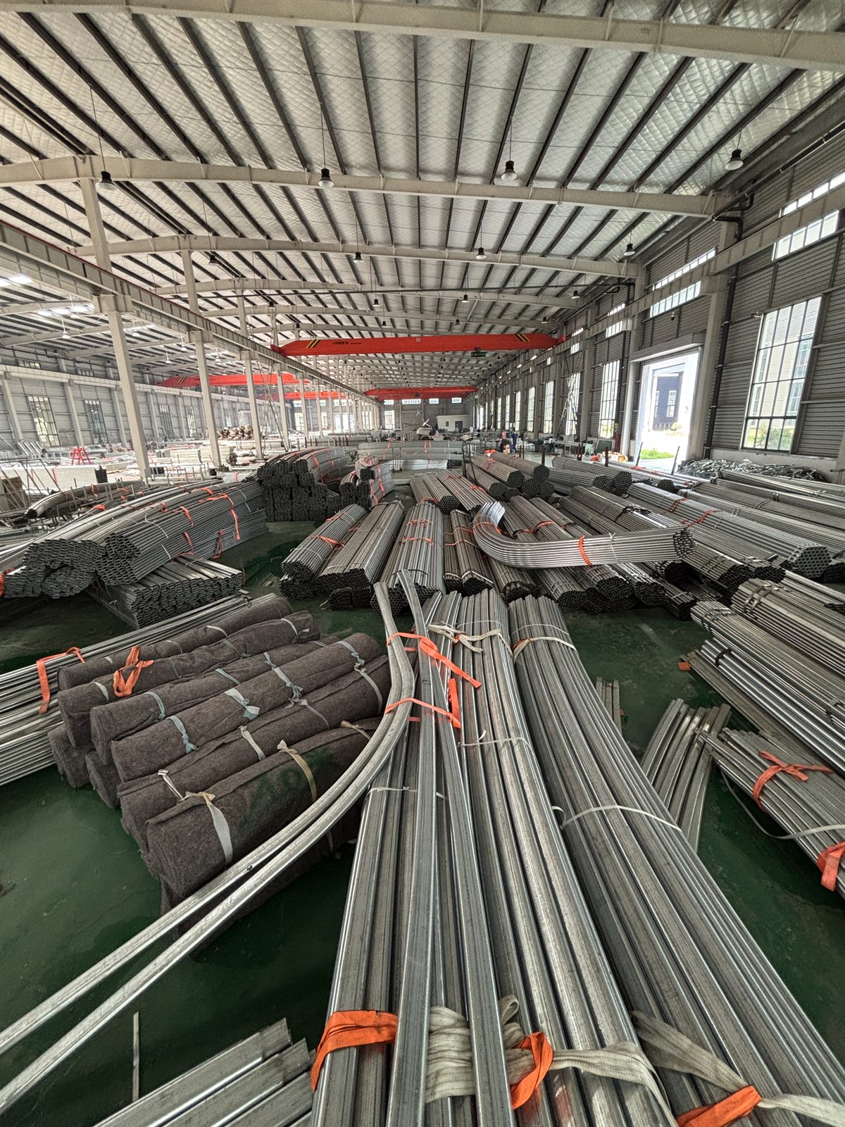 Arched greenhouse pipe stock and straight pipe bundles