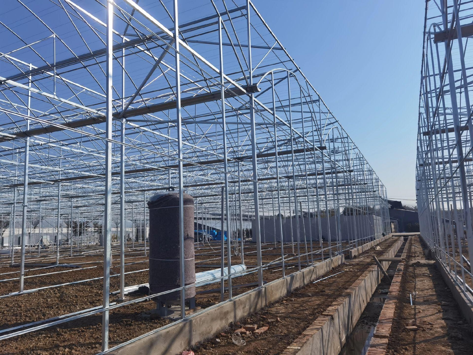 Mesh greenhouse exterior